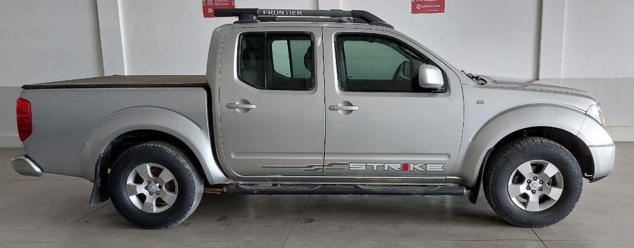 Nissan Frontier NISSAN FRONTIER 2011 2011